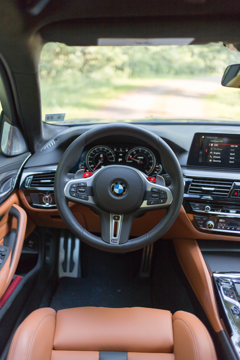 Illustration for article titled The 2018 BMW M5's 600 HP Will Clear All Thoughts From Your Mind With Speed